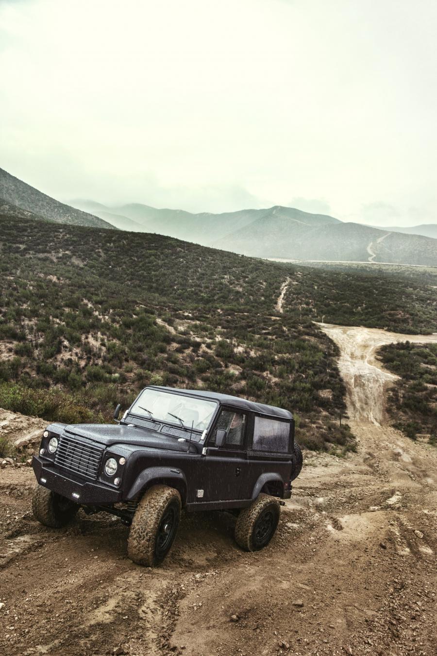  Land Rover Defender 90 by Icon 2014 года  (фото 9 из 63)